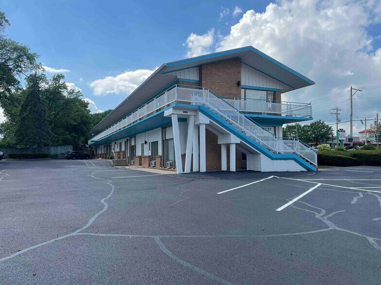 More Photos Of 3985 Race Rd, Cincinnati Office Residential For Lease