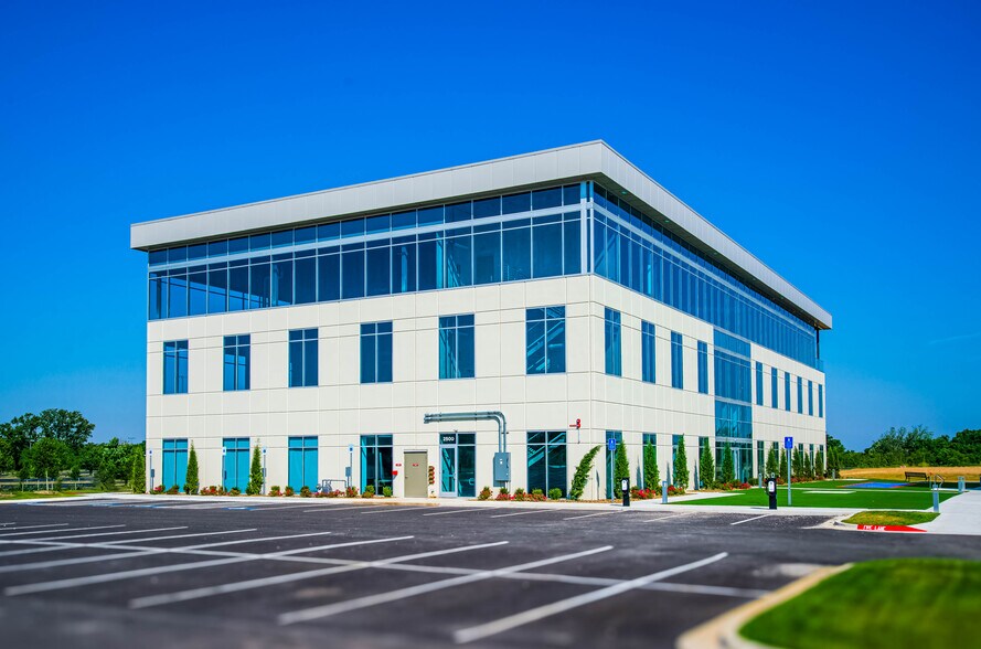 More Photos Of 2500 NE 11th St, Bentonville Coworking Space