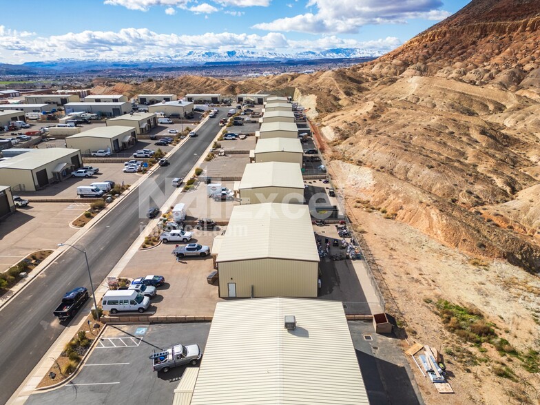 More Photos Of 1467 E Hillcrest Dr, Washington Industrial For Lease