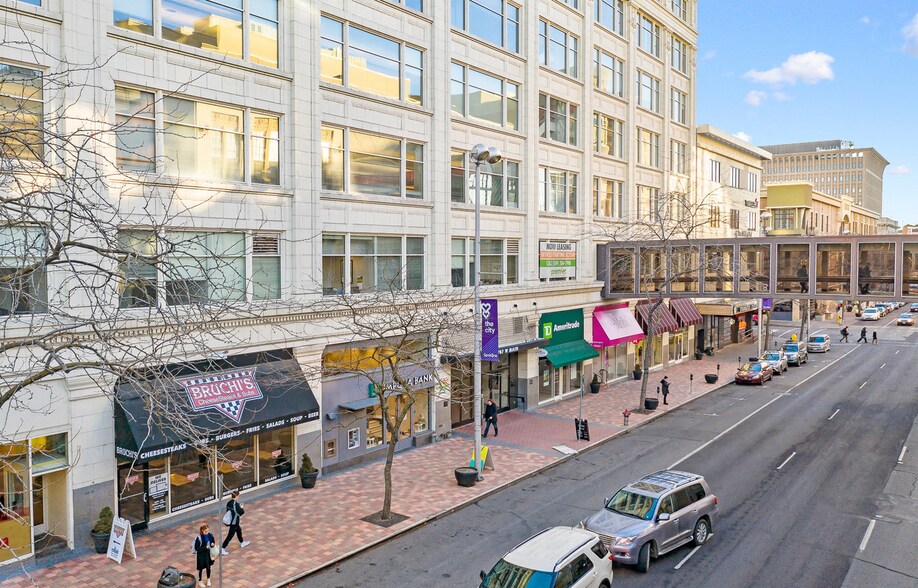 More Photos Of 707 W Main Ave, Spokane Office For Lease