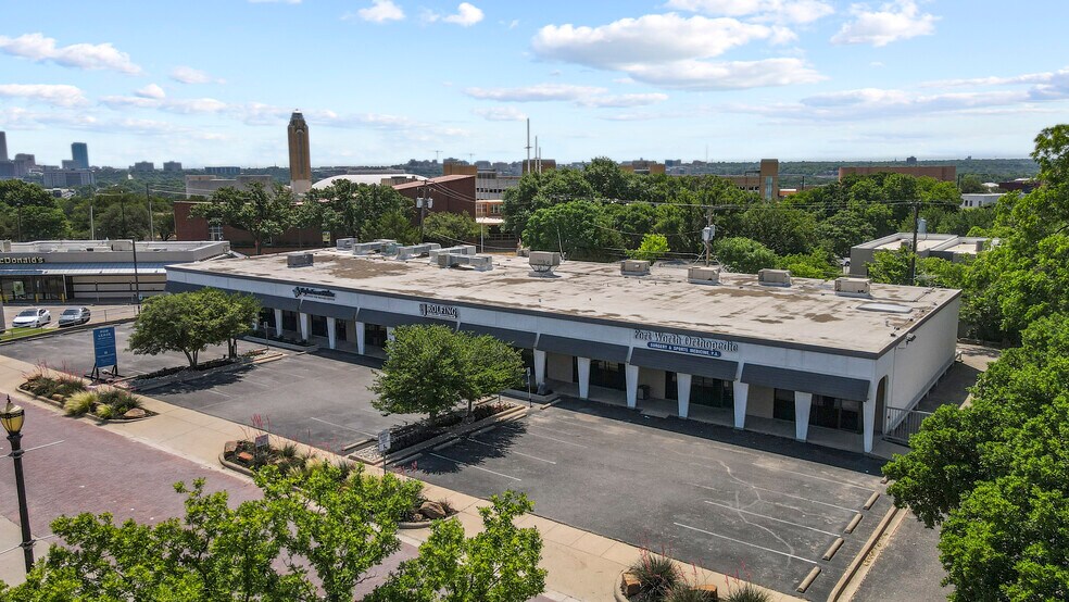 More Photos Of 3615-3625 Camp Bowie Blvd, Fort Worth Office For Lease