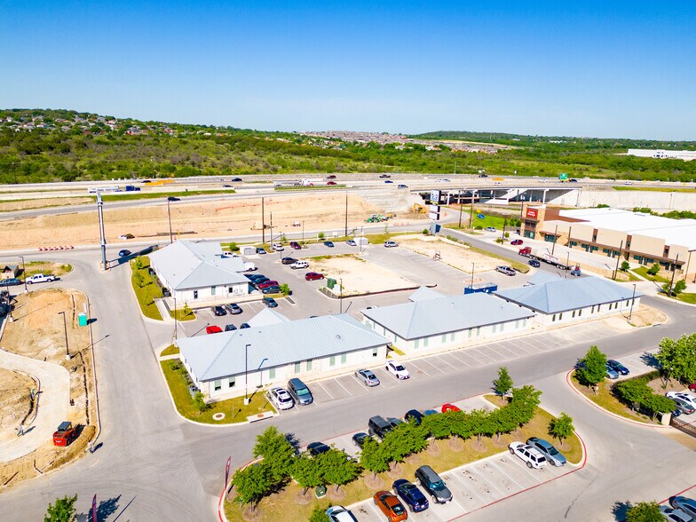 More Photos Of 7323 N Loop 1604 E, San Antonio Office For Sale