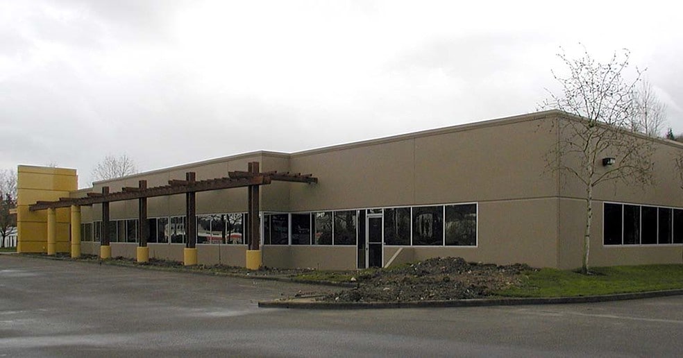 More Photos Of 12314-12324 134th Ct NE, Redmond Unknown For Lease