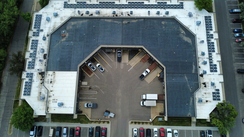 More Photos Of 10740 Lyndale Ave S, Bloomington Light Manufacturing For Sale