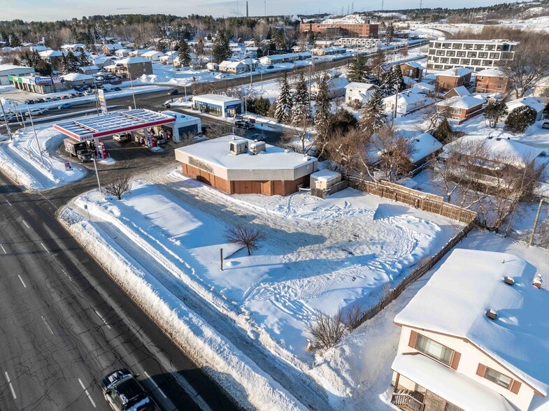 More Photos Of 1181 Notre Dame Av, Sudbury Restaurant For Lease