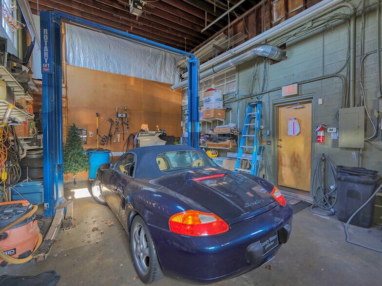 More Photos Of 20575 Coastal Hwy, Rehoboth Beach Auto Dealership For Sale