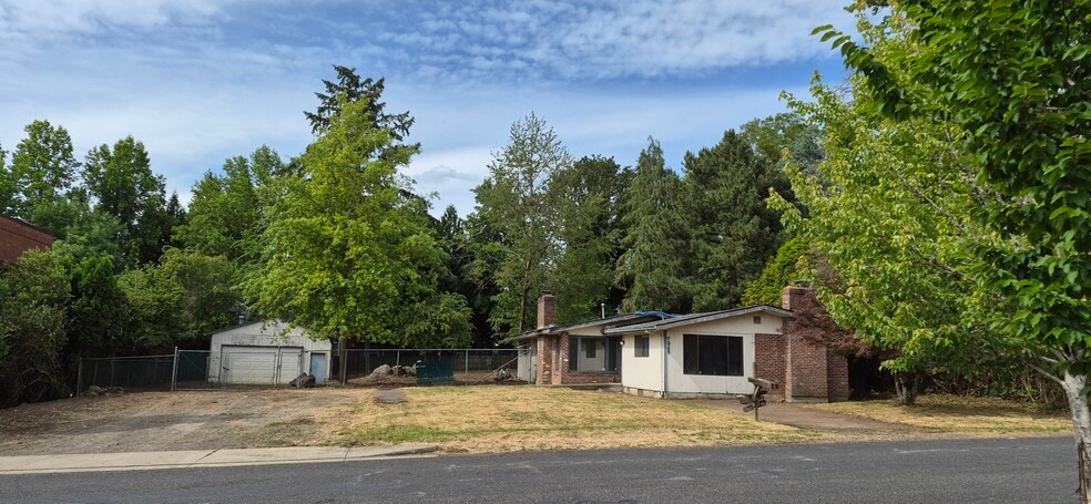 More Photos Of 7085 SW Beveland Rd, Tigard Land For Sale