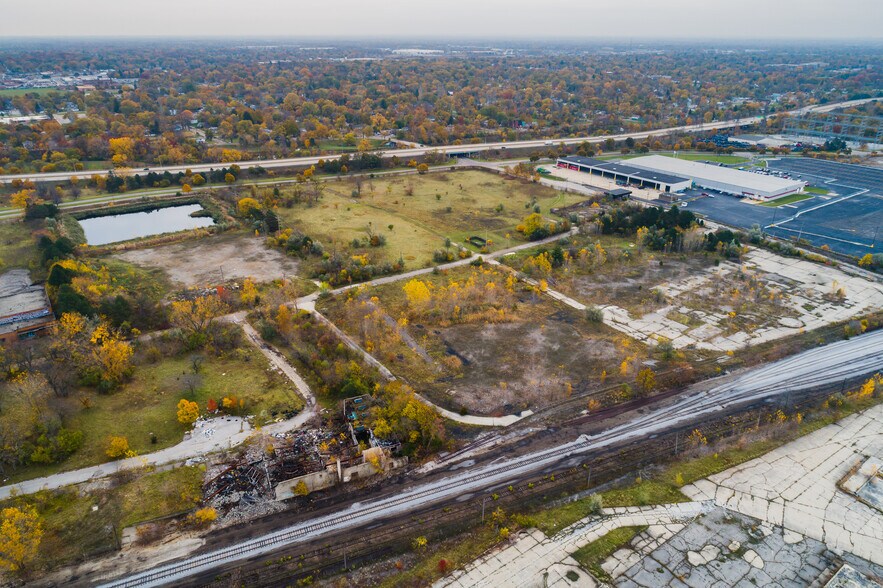More Photos Of 2201 Industrial Ave, Flint Land For Sale