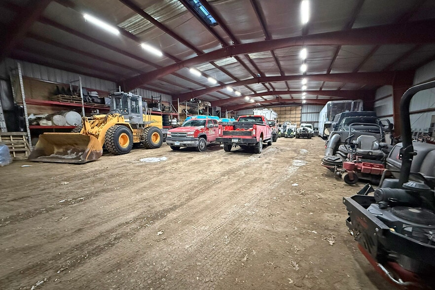 More Photos Of 3401 Highway 55, Eagan Warehouse For Lease