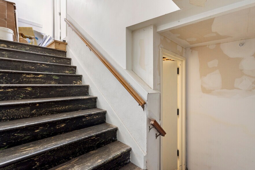 More Photos Of 26-32 Main St, Woonsocket Apartments For Lease