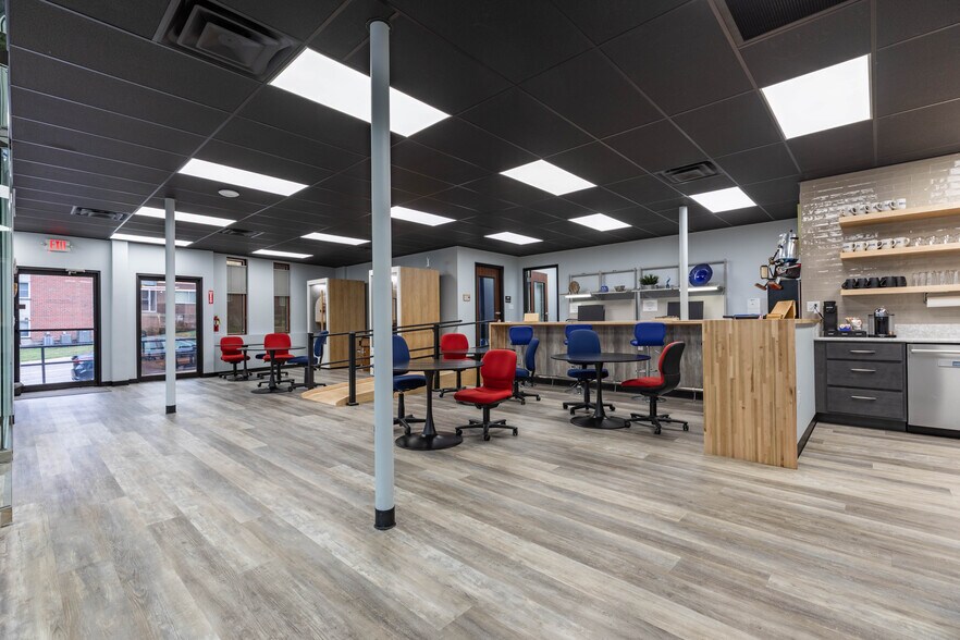 More Photos Of 7501-7509 Murdoch Ave, Saint Louis Coworking Space