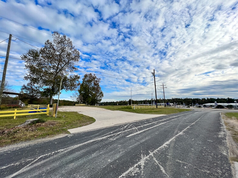 More Photos Of 730 Interstate 45 S, Huntsville Land For Sale