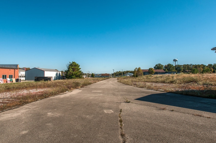 More Photos Of 1900 Highway 46 S, Dickson Land For Sale