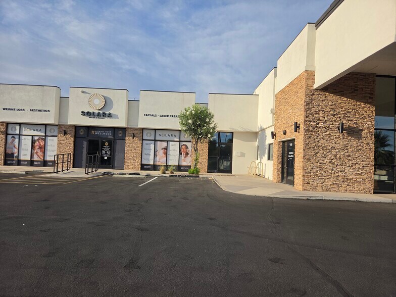 More Photos Of 3246 E Indian School Rd, Phoenix Unknown For Lease