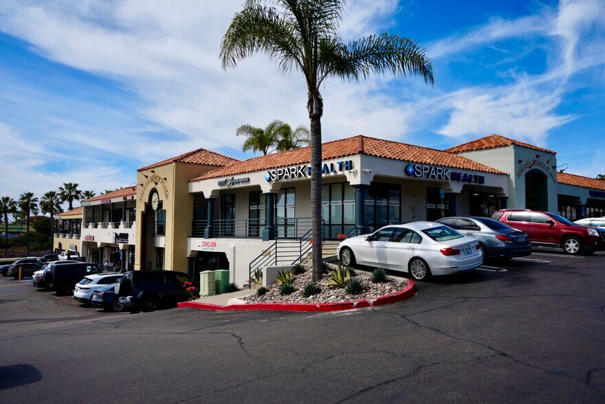 More Photos Of 120-124 Lomas Santa Fe Dr, Solana Beach Unknown For Lease