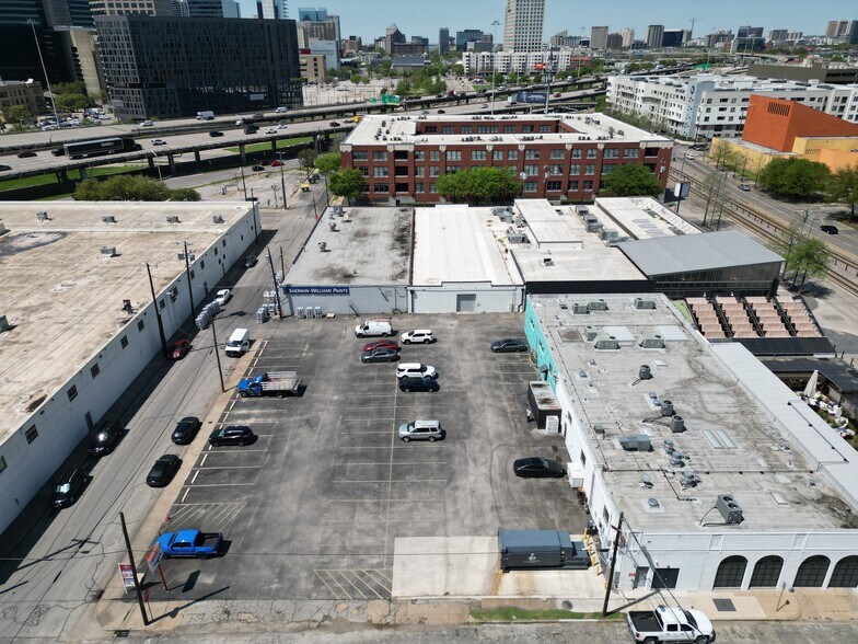 Primary Photo Of 2510 Florence St, Dallas Light Distribution For Lease