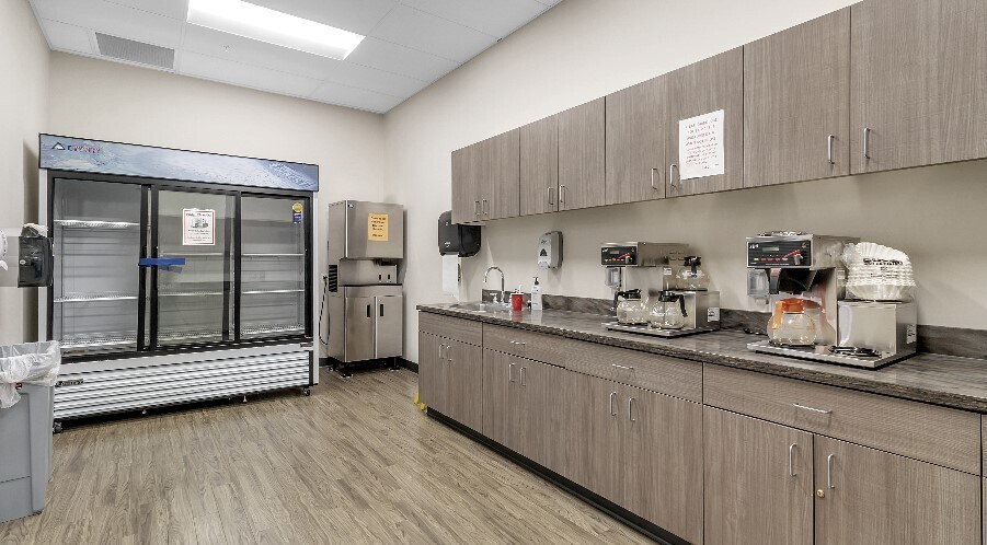 More Photos Of 150 CrossPoint Pky, Amherst Office For Lease