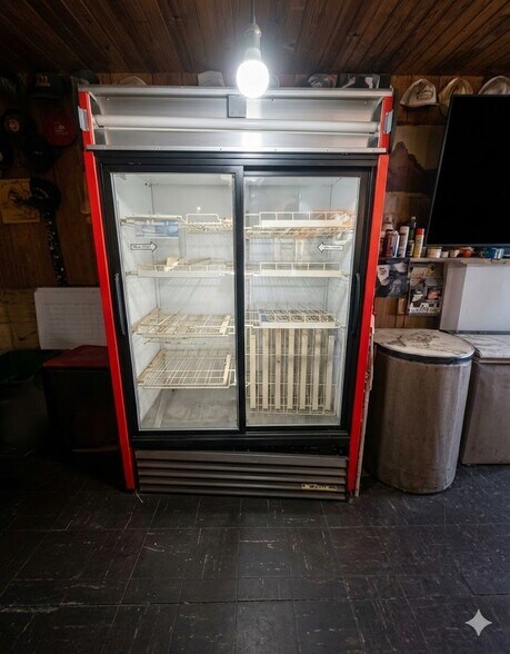 More Photos Of 4881 State Road 13 N, Saint Johns Bar For Sale