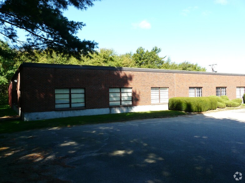 More Photos Of 604 South St, Holbrook Manufacturing For Sale