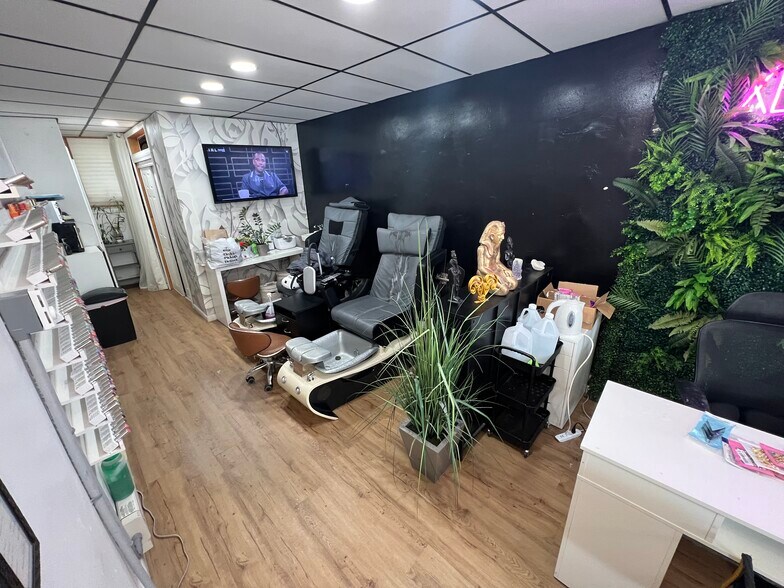 More Photos Of 129-137 La France Ave, Bloomfield Storefront For Sale
