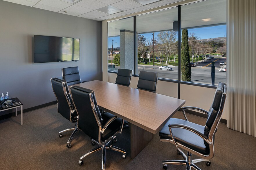 More Photos Of 330 E Lambert Rd, Brea Medical For Lease