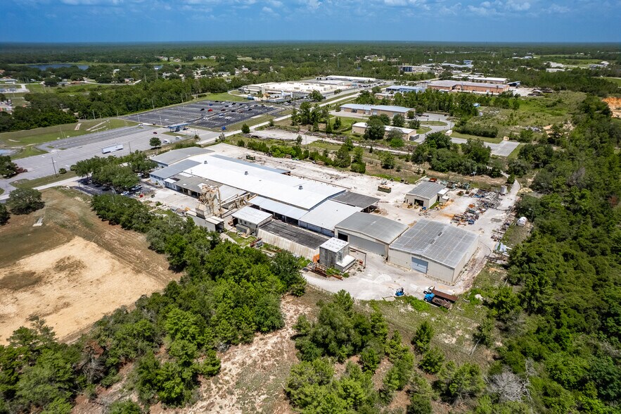 More Photos Of 310 Cypress Rd, Ocala Manufacturing For Sale