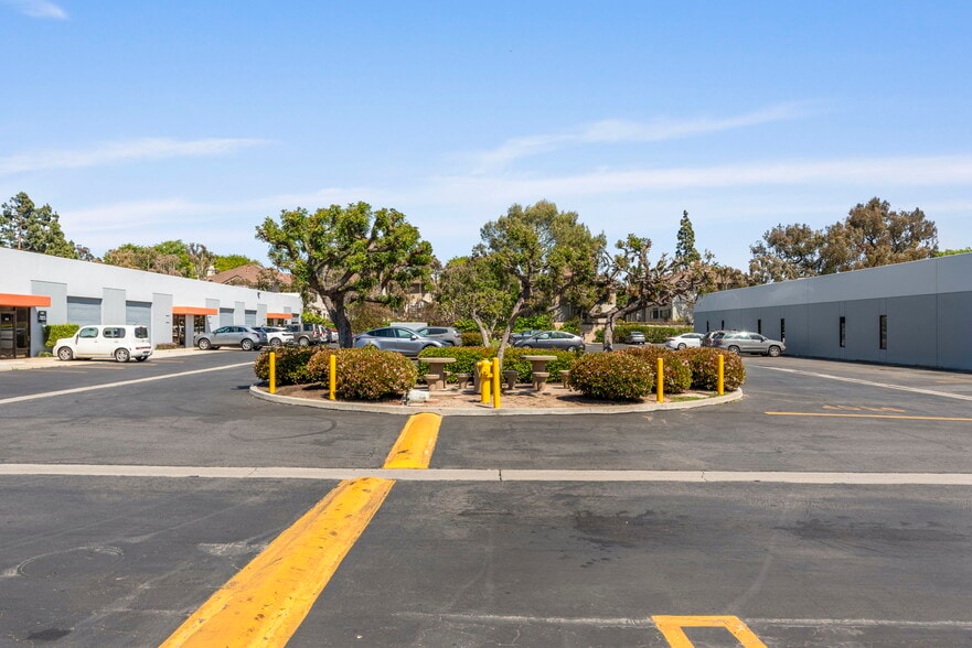 More Photos Of 2730 Monterey St, Torrance Unknown For Lease