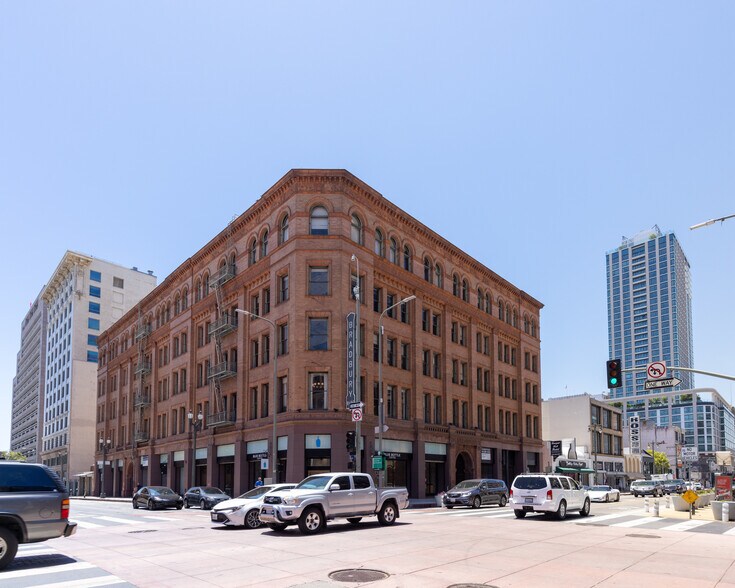 More Photos Of 300-310 S Broadway, Los Angeles Office For Lease