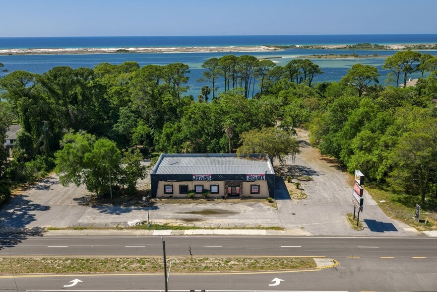 More Photos Of 757 E Miracle Strip Pky, Mary Esther General Retail For Sale