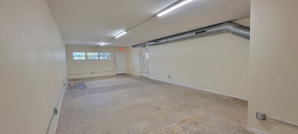 More Photos Of 3203 N Nebraska Ave, Tampa Freestanding For Lease