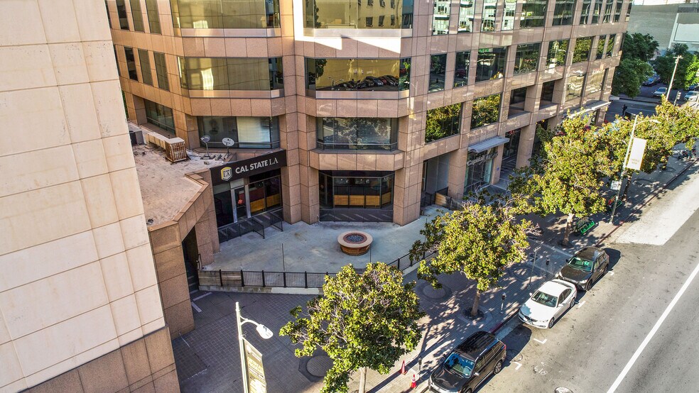 More Photos Of 801 S Grand Ave, Los Angeles Office For Lease