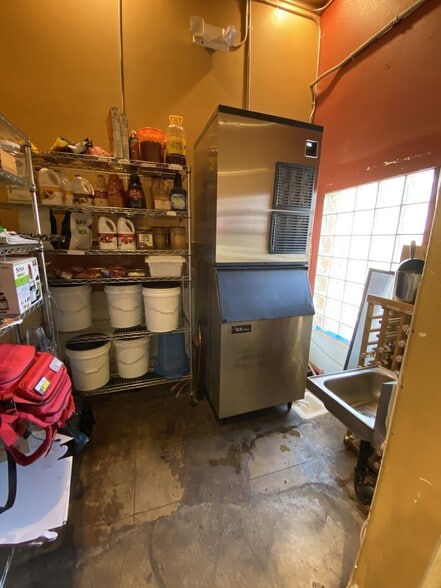 More Photos Of 1714 W Van Buren St, Phoenix Restaurant For Lease