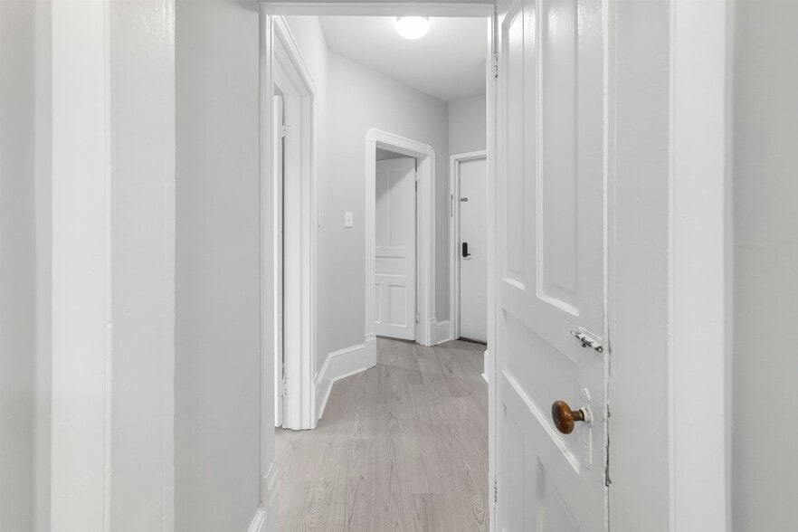 More Photos Of 7504 Zimmerman Ave, Pennsauken Apartments For Sale