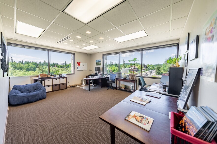 More Photos Of 100 2nd St E, Whitefish Office For Sale