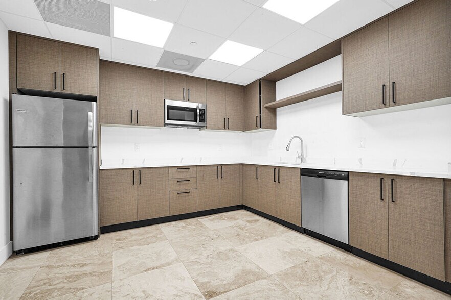 More Photos Of 1110 Brickell Ave, Miami Office Residential For Sale