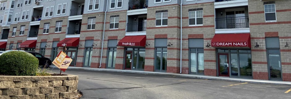 More Photos Of 1035 Pleasant St, Beloit Apartments For Lease