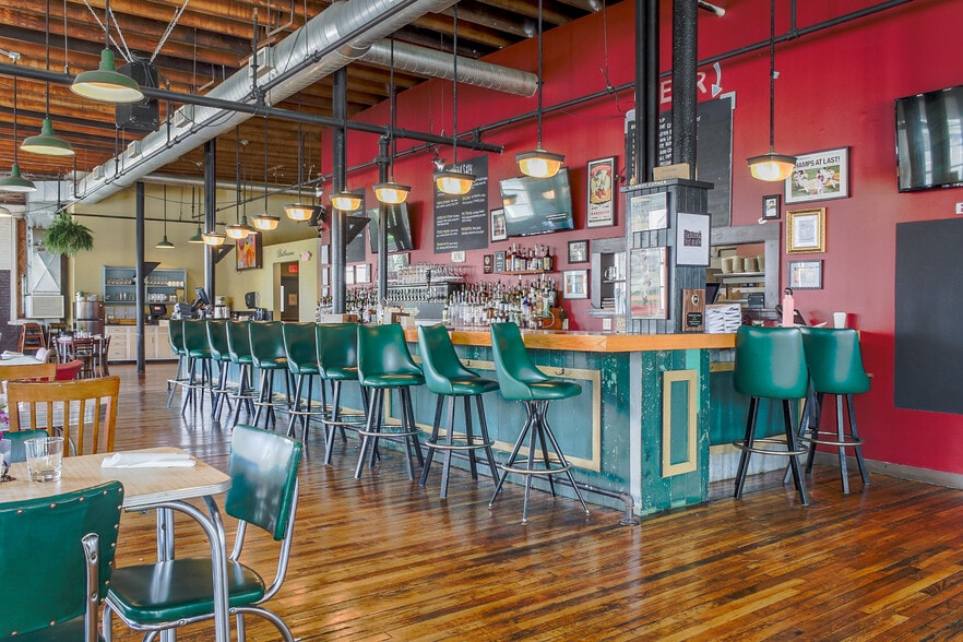 More Photos Of 919 Congress St, Portland Restaurant For Lease