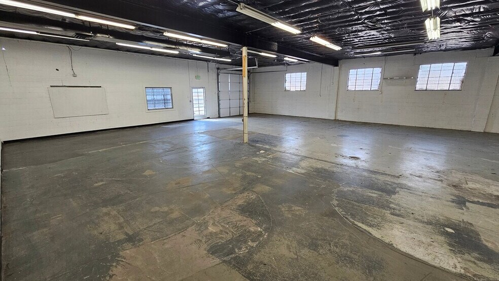 More Photos Of 5010-5030 Acoma St, Denver Warehouse For Lease