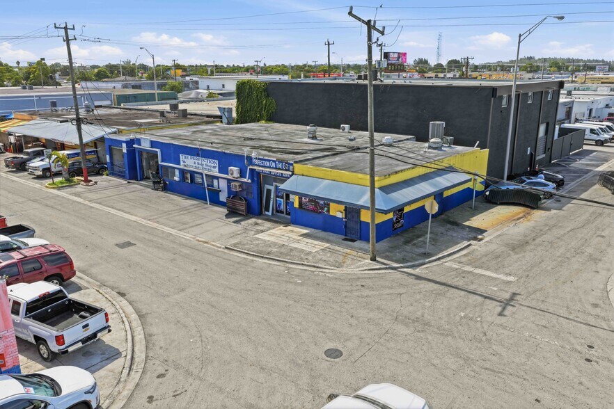 More Photos Of 1081 E 47th St, Hialeah Service Station For Sale