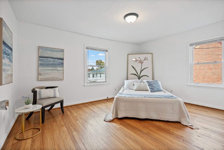 More Photos Of 1200 Liggates Rd, Lynchburg Apartments For Sale