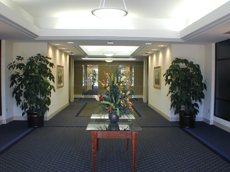 More Photos Of 10245 Centurion Pky N, Jacksonville Office For Sale