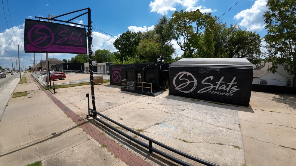 More Photos Of 4210 E 11th St, Tulsa Freestanding For Sale