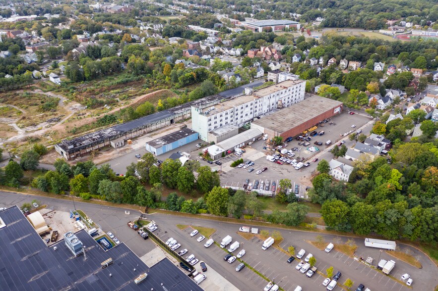 More Photos Of 89-91 Shelton Ave, New Haven Light Manufacturing For Sale