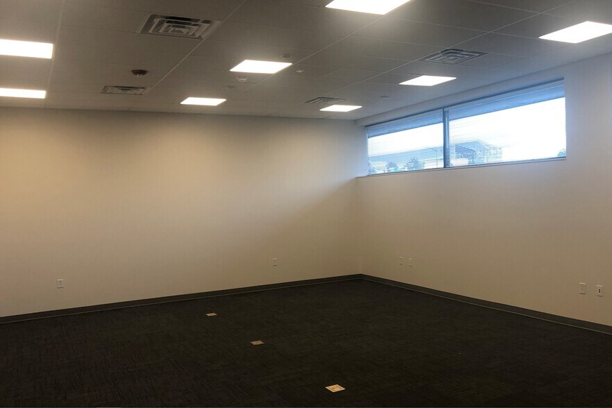 More Photos Of 100-102 Robeson St, Fayetteville Medical For Lease