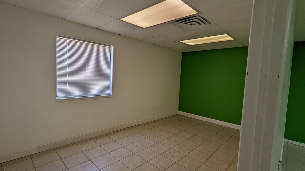 More Photos Of 1465 E Apple Ave, Muskegon Unknown For Lease