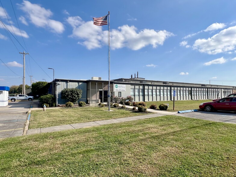 Primary Photo Of 204 Red Rd, McMinnville Warehouse For Lease