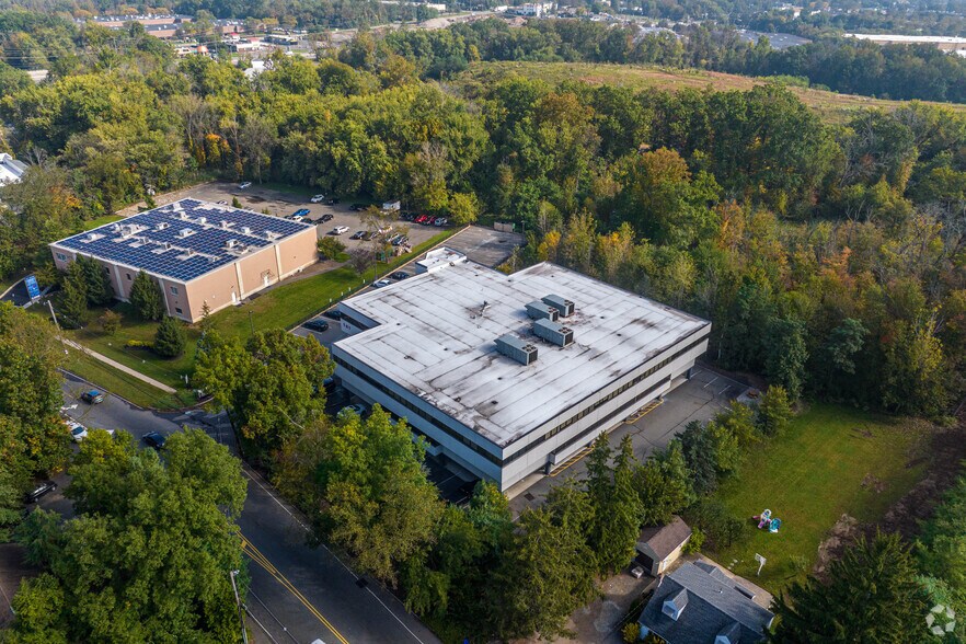 More Photos Of 181 New Rd, Parsippany Office For Lease