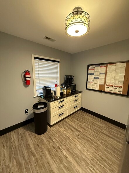 More Photos Of 1015-1029 Bullard Ct, Raleigh Office For Sale