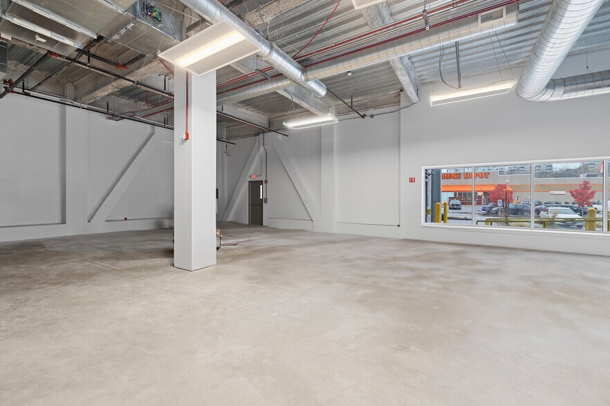 More Photos Of 480 Centre St, Quincy Self Storage For Lease
