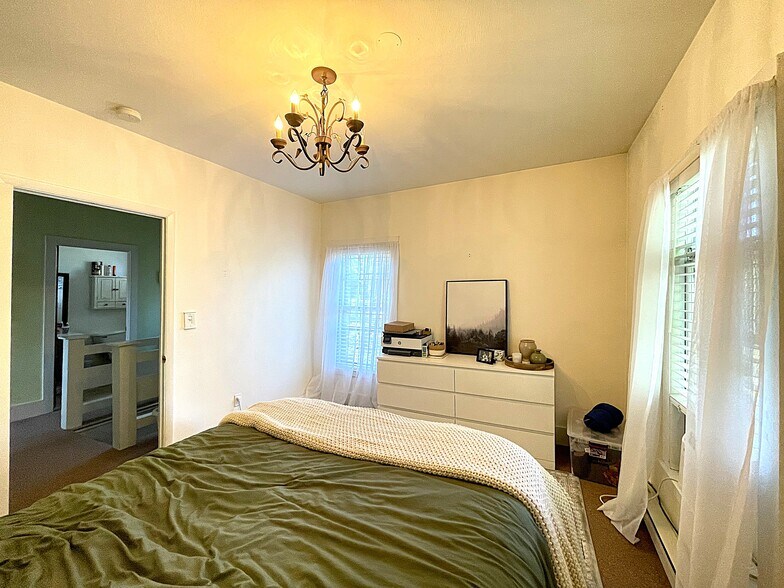 More Photos Of 205 Brooklea Dr, Fayetteville Office Residential For Sale